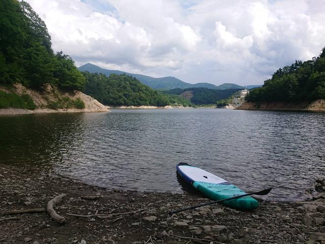 画像: 筆者撮影:ならまた湖とSUP