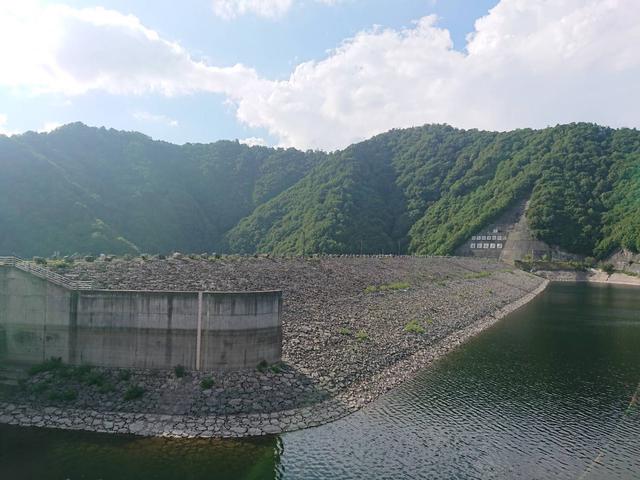 画像: 筆者撮影:奈良俣(ならまた)ダム