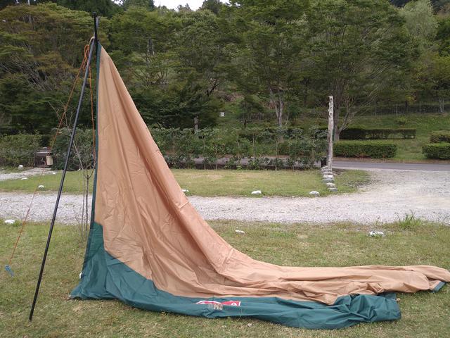 画像: 筆者撮影「クロスポールなので安定しやすい」