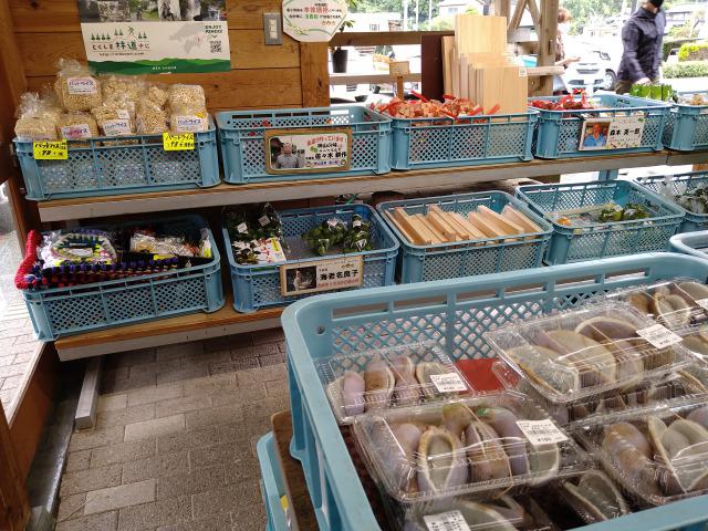 画像: 筆者撮影「地元の旬の食材が充実」