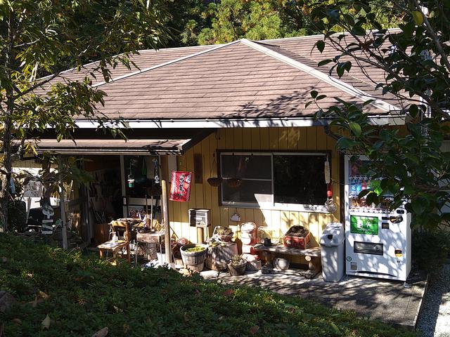 画像: 筆者撮影「受付などをする管理棟」