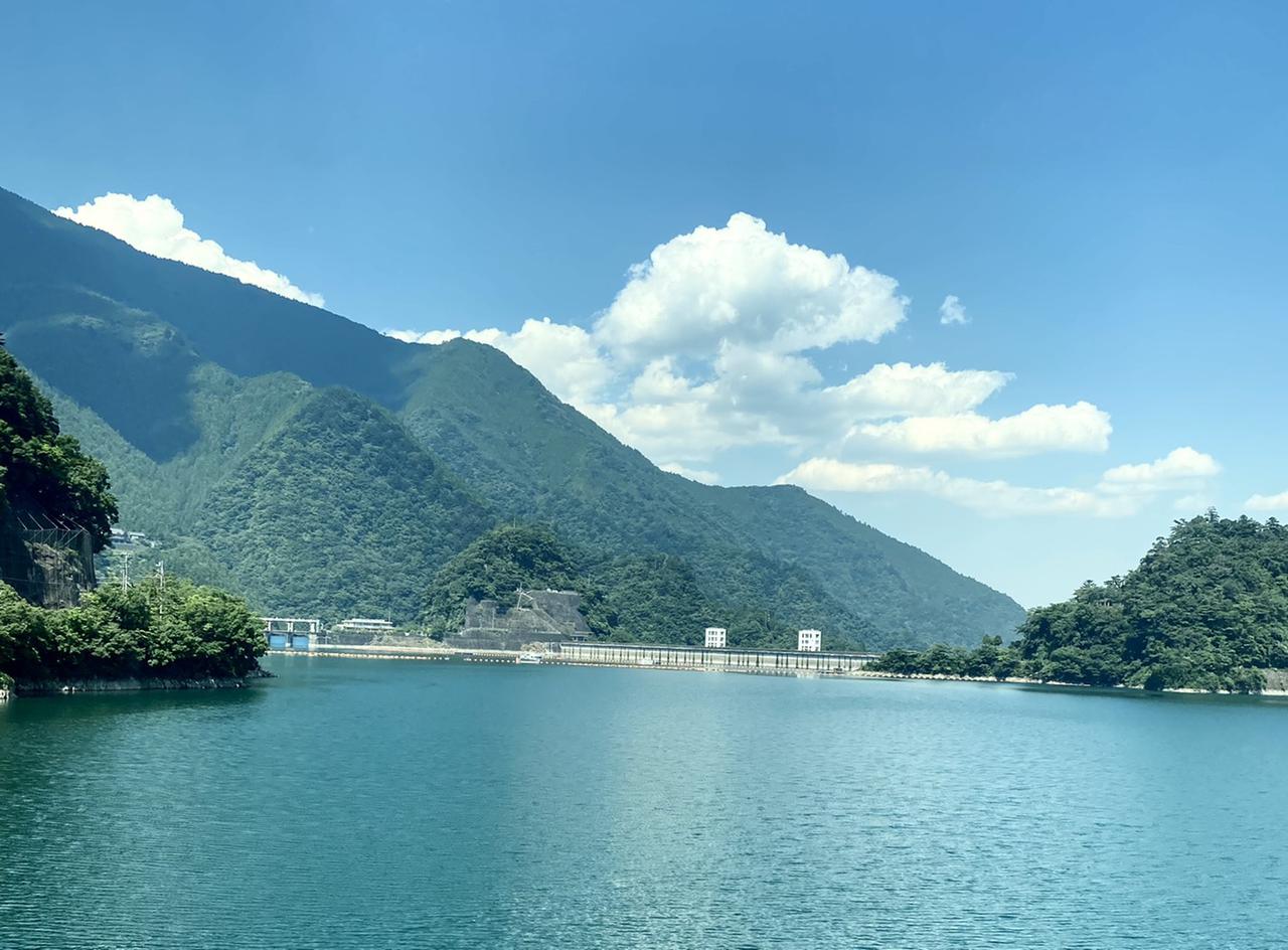 画像: 筆者撮影 奥多摩湖