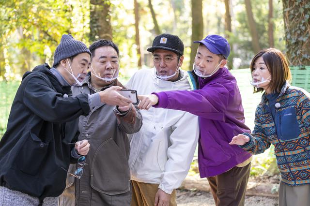 画像: ハピキャン公式HP掲載の記事を参考にレイアウトを考える5人 photographer 吉田 達史