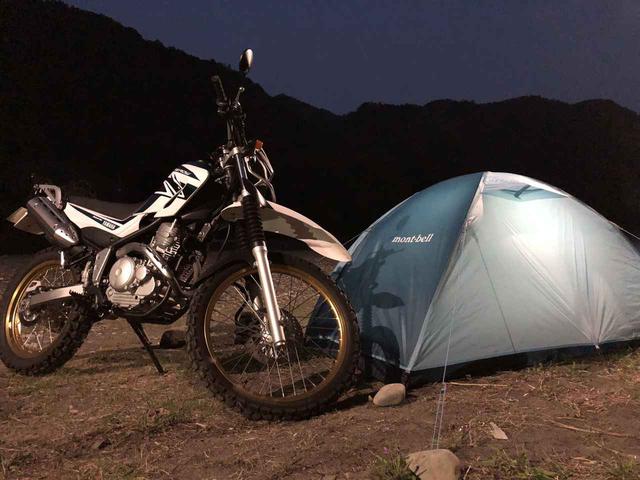 画像: バイクツーリングでのソロキャンプ用テントなら、軽量&コンパクトなものがおすすめ!