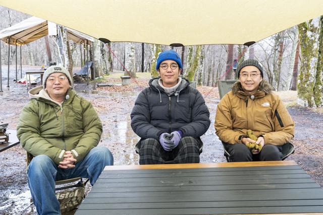 画像: photographer 吉田 達史 左から、viblant石角さん、おぎやはぎ小木さん、矢作さん