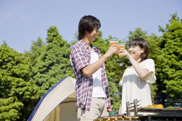 画像: ポップアップテントのメリット❸ 家族関係が良好に!設営・撤収で夫婦喧嘩に発展しない(笑)