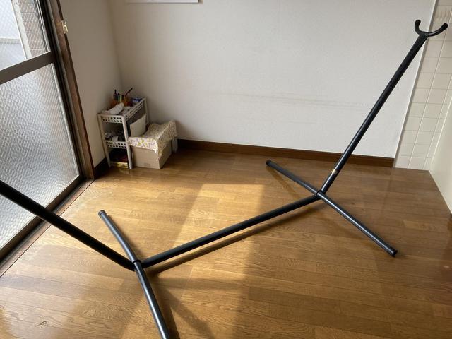 画像: 筆者撮影(自立式のスタンド)