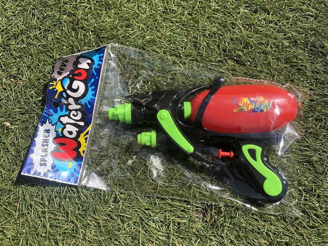 画像: 筆者撮影 ウォーターガン 110円(税込み)