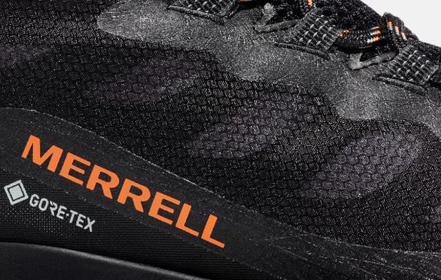 画像: 完全防水を実現し、優れた透湿性も発揮する「GORE-TEX メンブレン」
