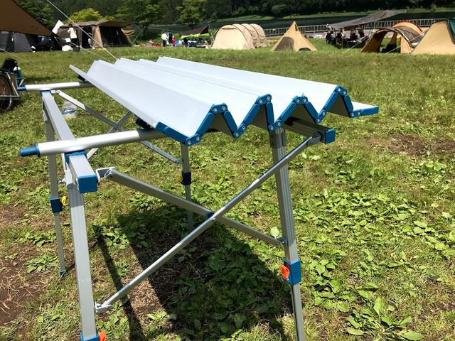 画像: ロールではなくパタパタと開いていくイメージです。