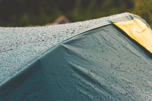 画像: そもそも"雨キャンプ"ってできるの? あなたの雨キャンプエピソードを教えて!