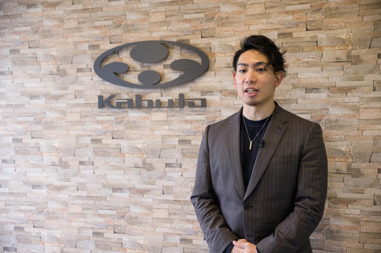 画像: オージーケーカブト本社を訪れる小原選手