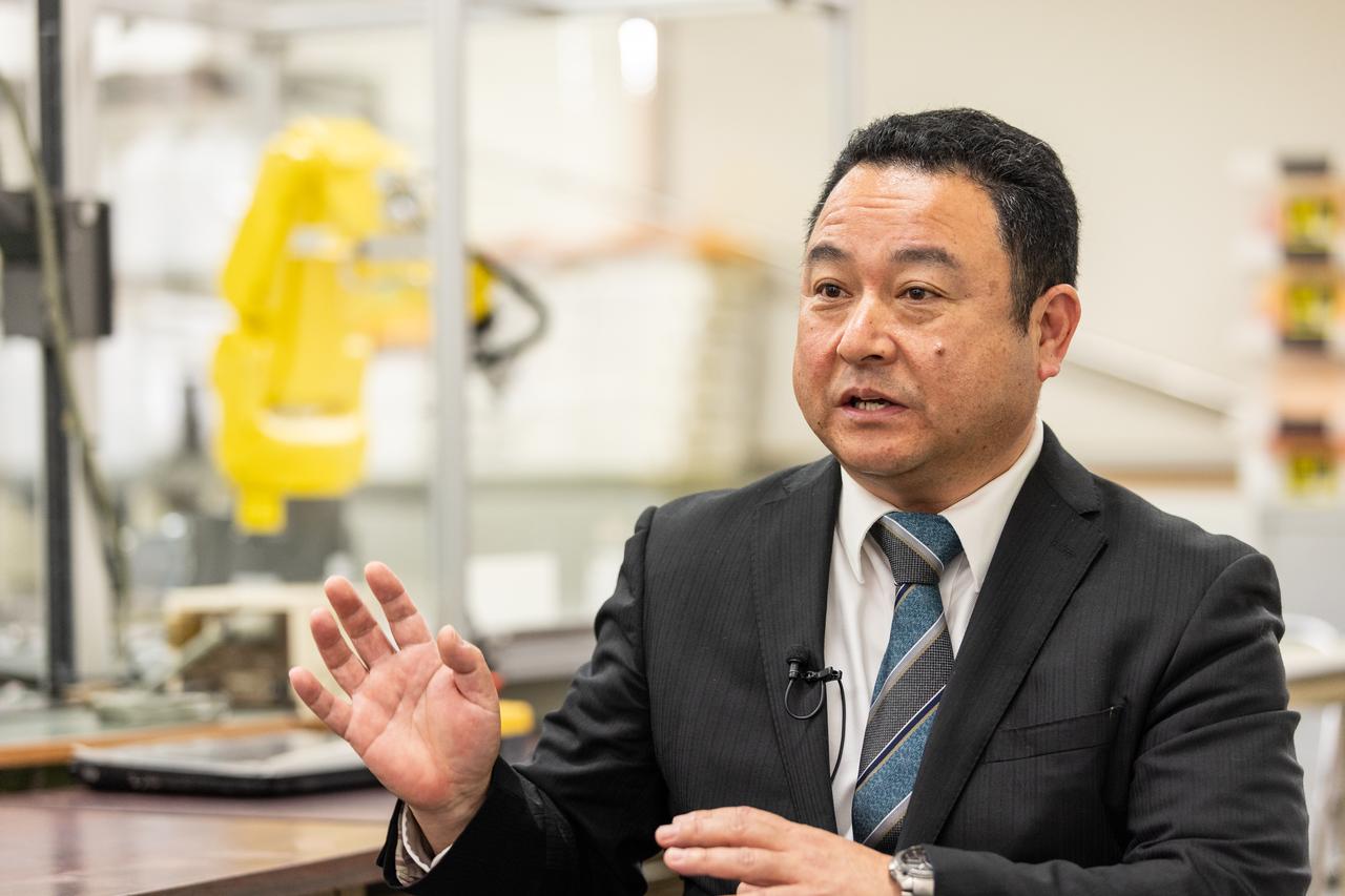 画像: 「生徒たちとともに私も勉強する日々」と小池先生