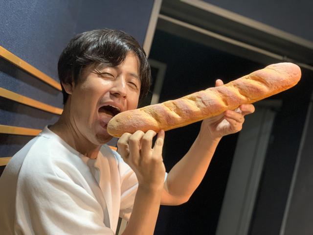 画像: ★フランスパンとUちゃん。