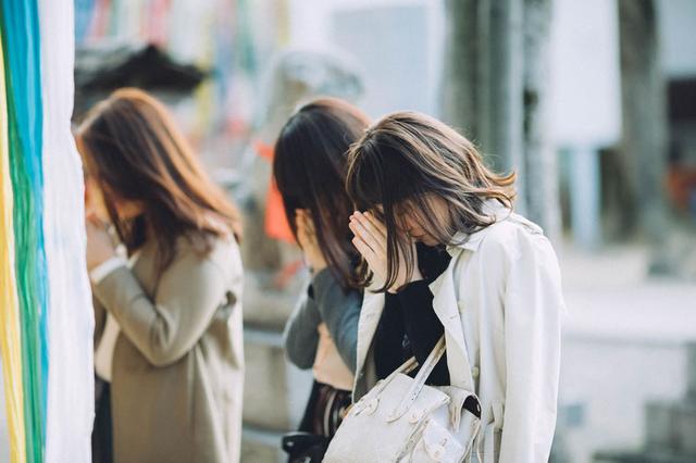 画像2: 布忍神社: 女子旅におすすめ。現代アーティスト・イチハラヒロコによる恋みくじ