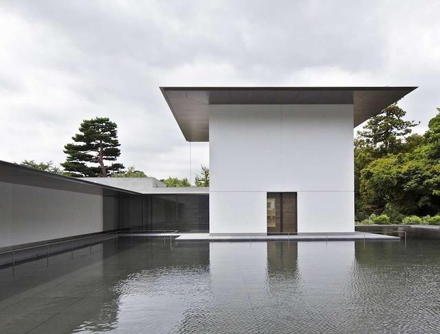 画像: 鈴木大拙館 思索空間と水鏡の庭