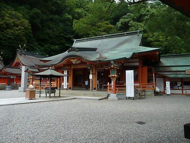 画像: 熊野那智大社
