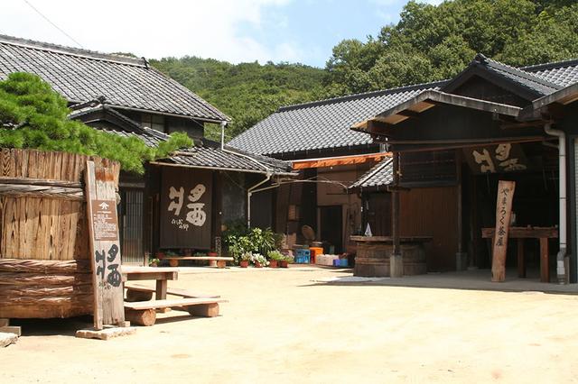 画像: ヤマロク醤油