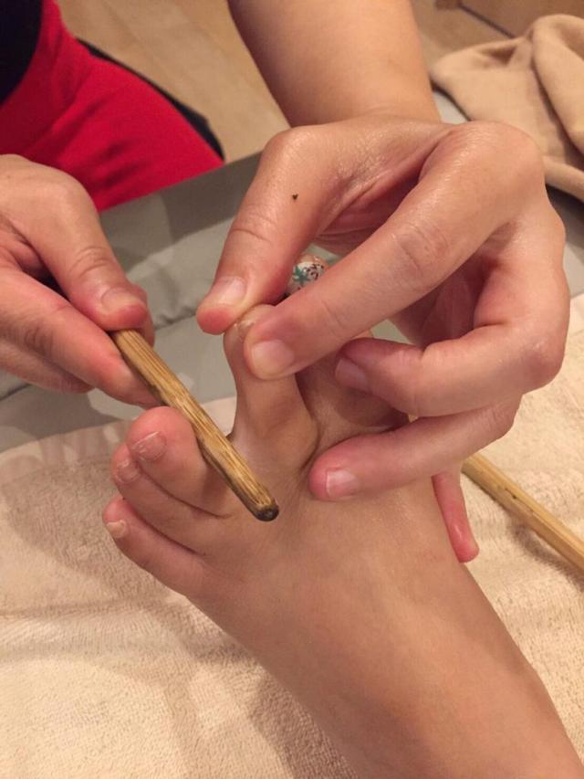 画像: ダグダガイの足裏マッサージ photo by Yk spa