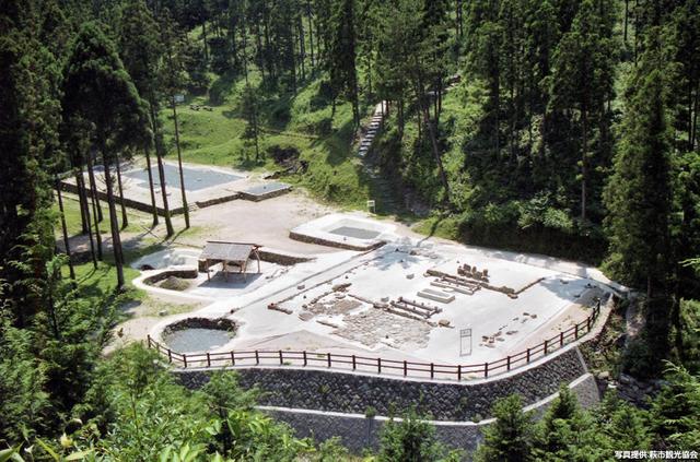 画像: 大板山たたら製鉄遺跡
