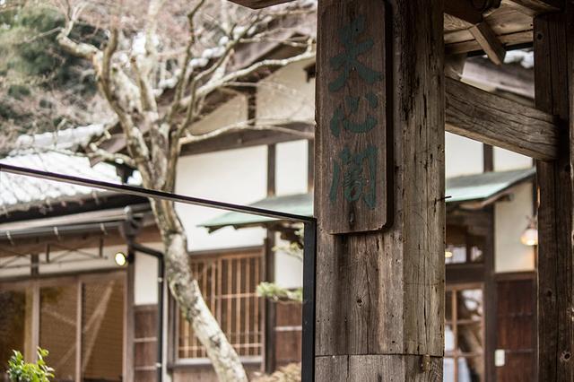 画像: 貴族の別荘を改築してつくられたという趣のあるカフェ