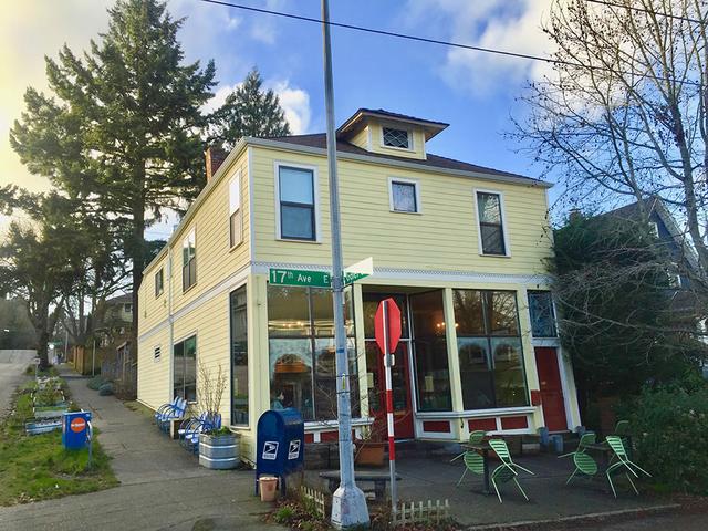 画像: Volunteer Park Cafe(ボランティア・パーク・カフェ)