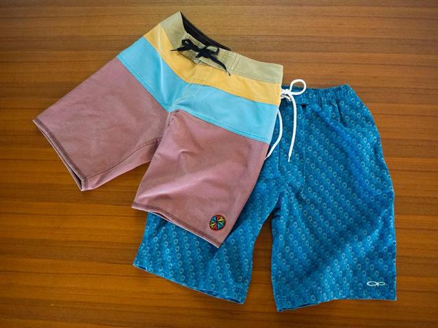 画像: QUIKSILVER ボードショーツ(こちらは2014年に発売されたアイテムのため、現在は取り扱いがありません)、ほか1点(原編集長私物)