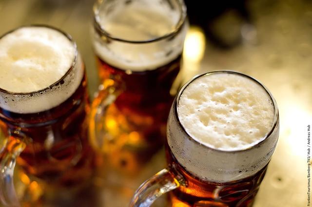 画像: フェスティバルの主役は、やっぱり本場のビールです。