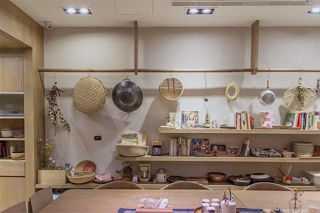 画像1: 鶴宮寓 ho̍k house 共有スペース