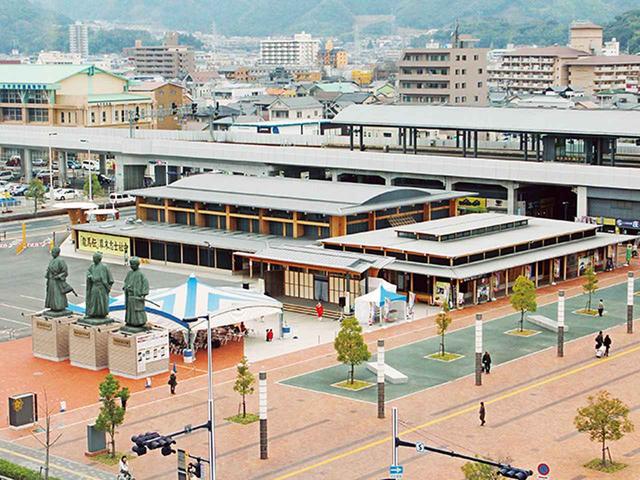 画像: 11:20 龍馬伝」の世界を体感するべく、こうち旅広場へ