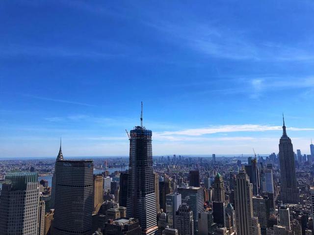 画像: ロックフェラー・センターで見下ろしたニューヨークの景色