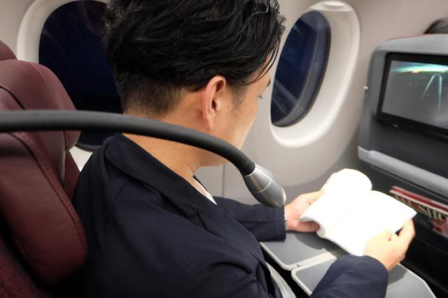 画像2: 「意外に使えるカクテルトレイ。仕事中に便利ですね」