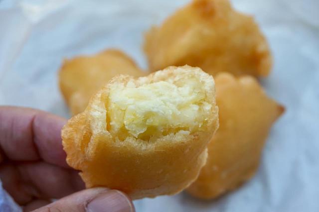 画像2: 大平商店のいも天:サクふわの衣に包まれたスイートなお芋にうっとり