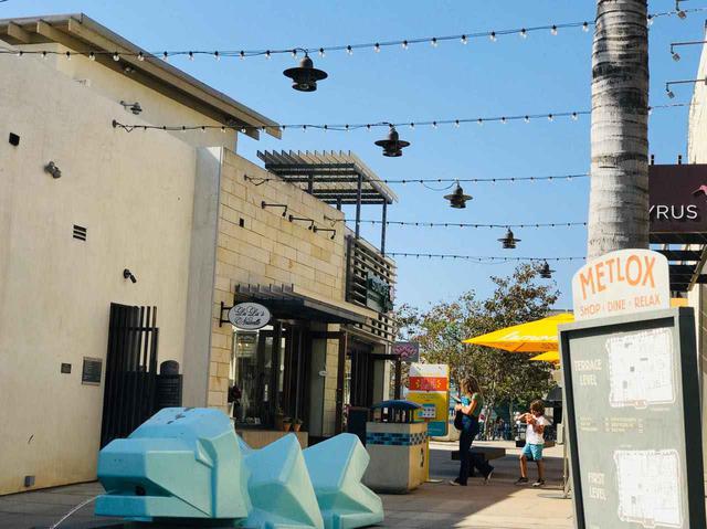 画像2: 現地の人が集まる穴場 Manhattan Beach(マンハッタンビーチ)&Metlox(メトロックス)