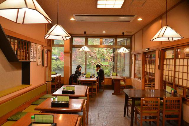 画像2: 元祖 嶋田家:風光明媚な老舗の中の老舗