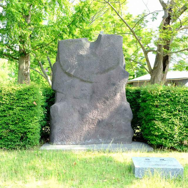画像: 宇部の街が野外彫刻を展示するアートの街になったのも、緑化が進められていく上で花の種を買うために市民の募金が寄せられ、その中から彫刻を購入したことから始まったものでした。つまり宇部という街は産業という礎があり、その上で自然とアートという広がりをみせているのです。