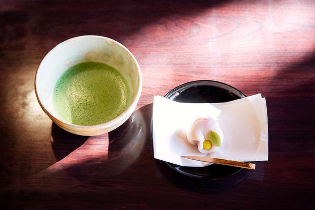 画像: 抹茶と練り切りのセット(600円)