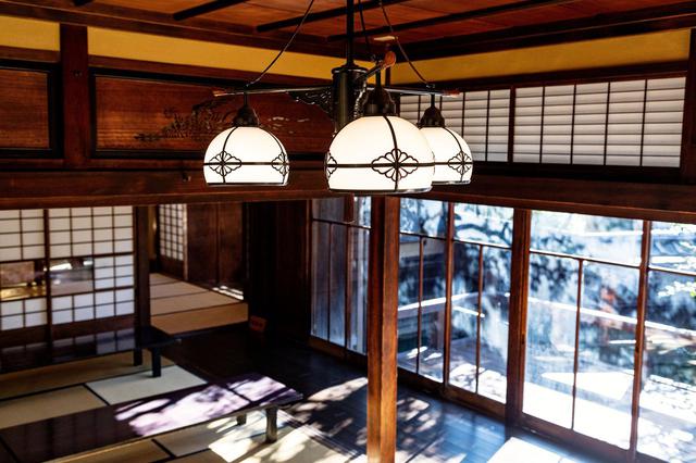 画像5: 世界も認める日本庭園を眺めながら抹茶を嗜む「山本亭」