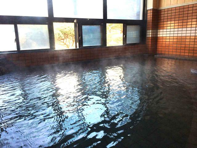 画像2: 富な湯量の美肌の湯で、冷えた身体をほっこり温めて