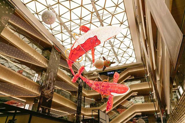 画像: 「Celebration of Life -星の海の祝祭-」(中央吹き抜けアートのみ 2020年2月下旬まで展示) (c) 2019 KLAUS HAAPANIEMI All Rights Reserved.ライツマネージメント:株式会社ブルーフォリオ