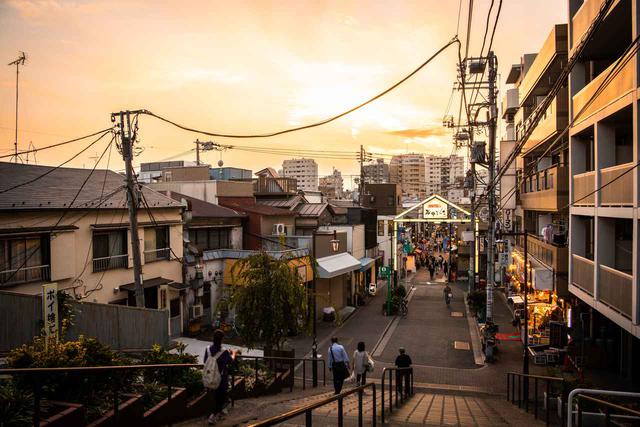 画像: 「谷中銀座商店街」で猫を愛でながらそぞろ歩き