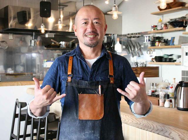 画像: ご主人の金光秀承さん。INDIGOとは藍の事。藍色のデニムの如く、時の経過で良さが増す店作りを