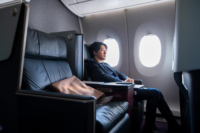 画像10: まるで空の上の書斎。ミステリー作家が語るAirbus A350ファーストクラス