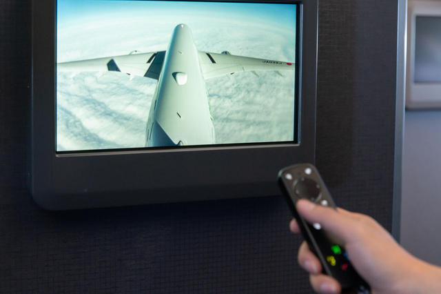 画像9: まるで空の上の書斎。ミステリー作家が語るAirbus A350ファーストクラス
