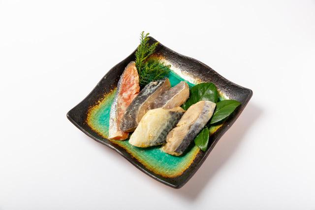 画像: 1,700円(税抜)※セット商品内容は期間限定です/販売元:魚久