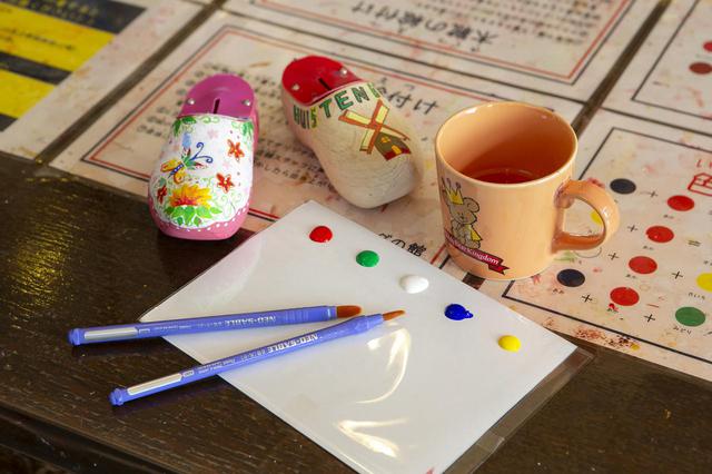 画像2: 6.「オランダの館」でオリジナルの木靴を作る