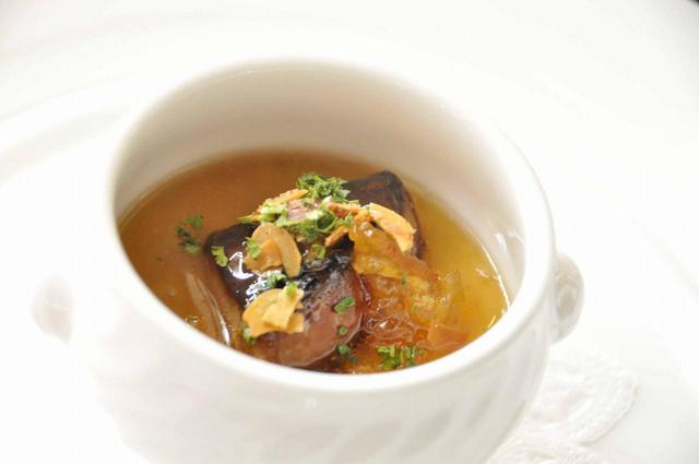 画像: 料理の一例。フラン