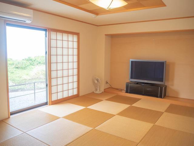 画像2: 見所たっぷり!大自然に囲まれた広いヴィラ内