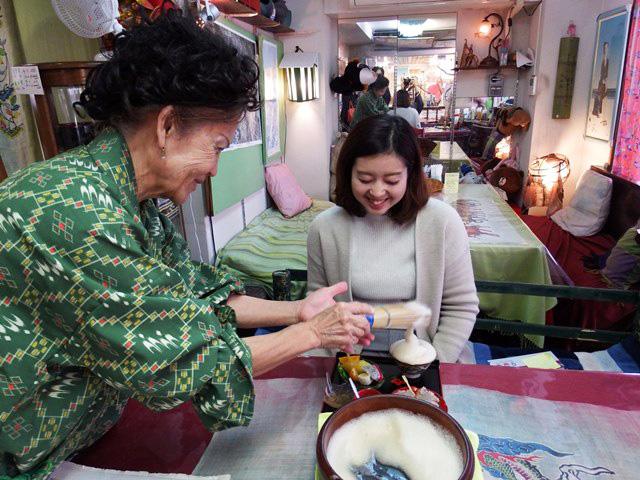 画像1: 約600年の歴史を体験!~ぶくぶく茶専門店 嘉俐山房~