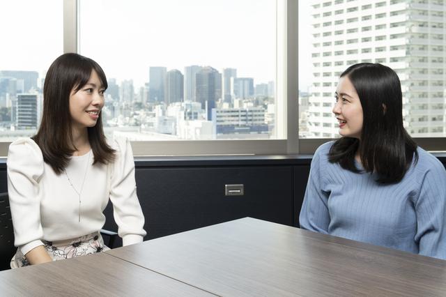 画像: 機内でお休みいただく際のおすすめアイテム